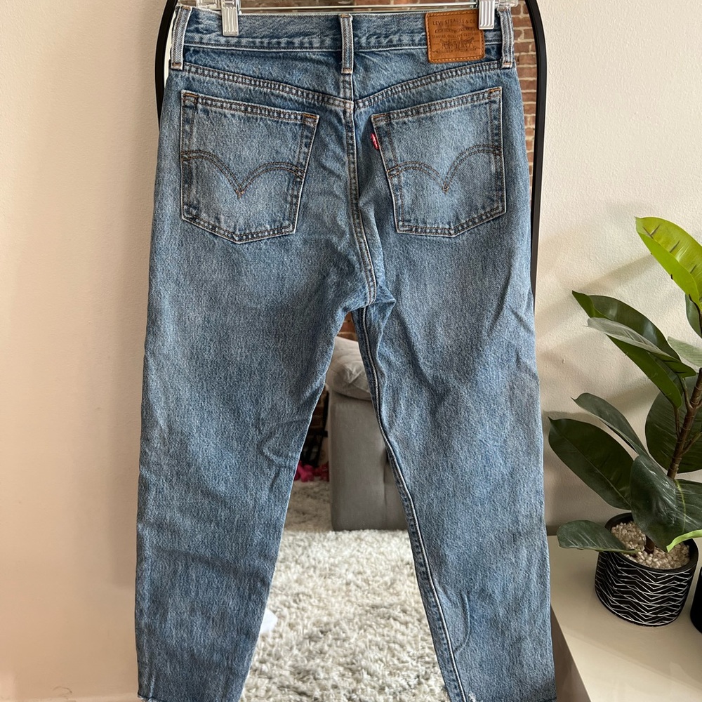 Levi’s wedgie fit women’s jeans